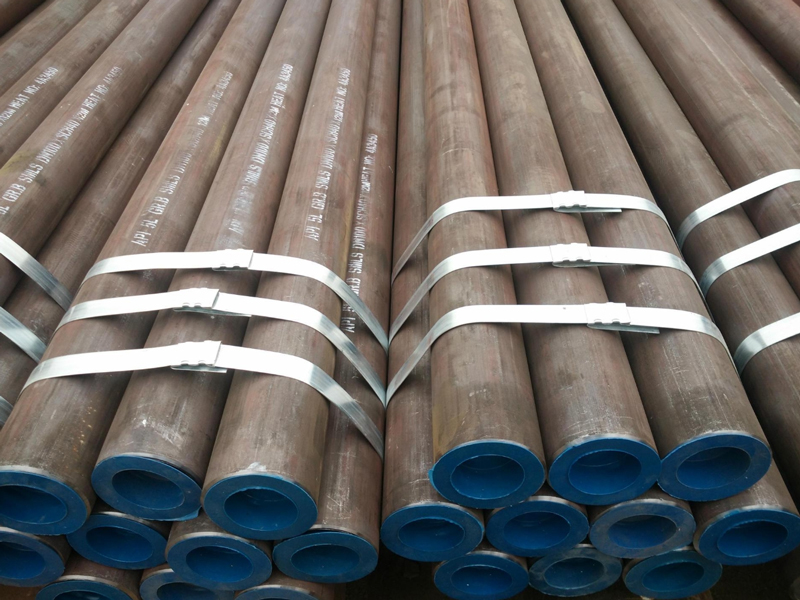 Carbon-Steel-Pipes1715