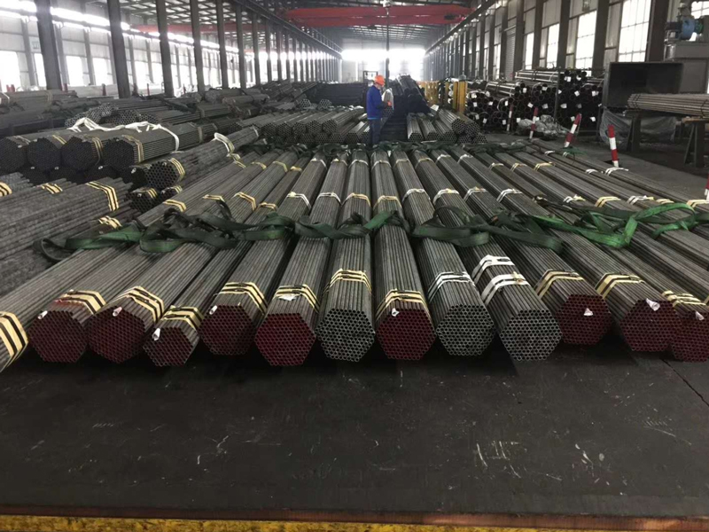 Carbon-Steel-Pipes6rdc